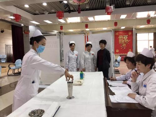讲学习、练操作、比技能” —— a片网站
举办护理技能竞赛