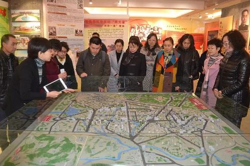 重温党史不忘初心 坚定信念砥砺前行 ——a片网站
党委组织党员干部参观市委党校展馆