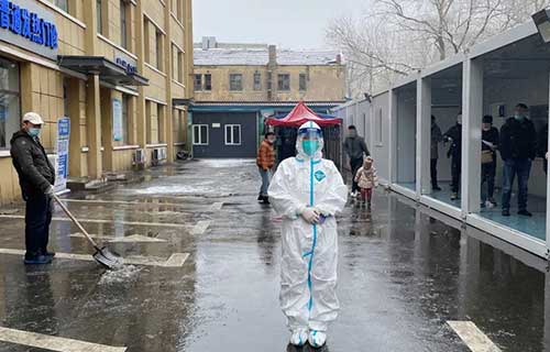  抗疫天使 | 奋战“疫”线，她7天瘦了10斤