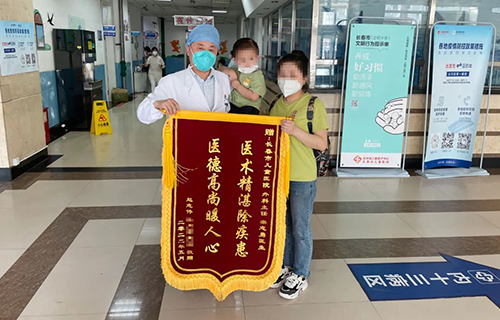 战疫 | 抗击疫情勇毅果敢，守护儿童温情担当