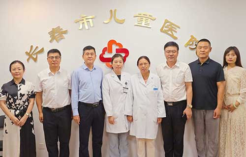 致敬儿医 | 长春市总工会慰问a片网站
临床一线医师