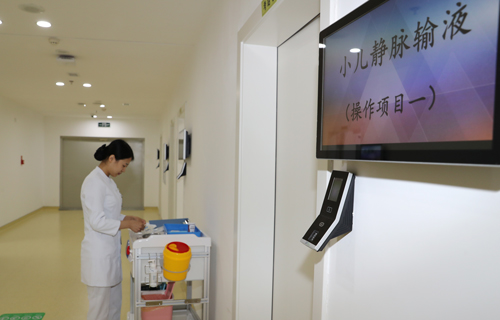 强队伍 重提升 打造专科护理品牌——a片网站
开展“护理岗位大练兵活动”