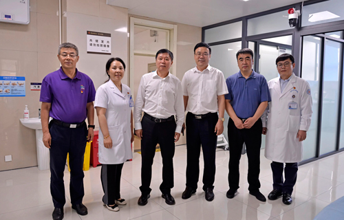 副市长赵显调研a片网站
时强调：锚定区域医疗中心目标，向高质量发展迈进