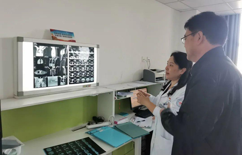 吞咽困难、反复发热、进食呕吐……不一定是感冒！