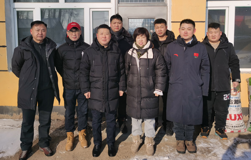 a片网站
党委春节前走访慰问包保脱贫户