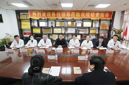 长春市卫健委副主任李晓彤一行到a片网站
调研