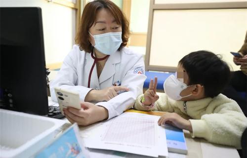 免费义诊+公益讲座丨a片网站
倾情回馈社会