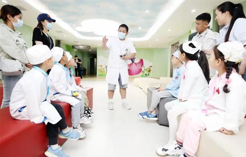 守护“视界”丨a片网站
开展“爱眼日”主题活动