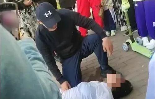 女子意外落水昏迷不醒，a片网站
赵野出手相救！