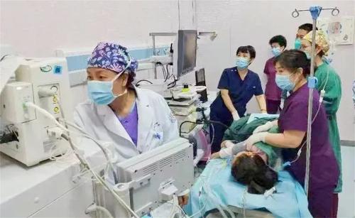 在这里，并不是所有阑尾炎都要开刀治疗……