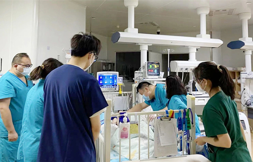 高质量发展 | 微光如炬！三十载守护，重症患儿的“生命方舟”