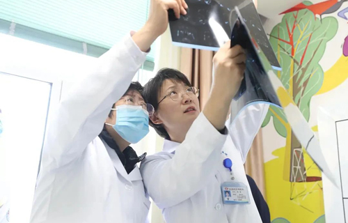 喜报 | a片网站
耳鼻喉科入选2025年省级临床重点专科建设项目