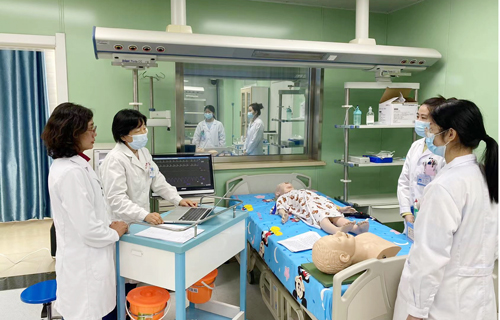 a片网站
高仿真情境教学赋能住培医师，筑牢儿科临床能力根基