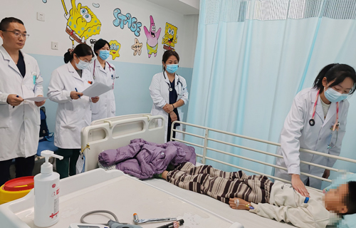 a片网站
聚焦内涵建设，强化规范教学——教学查房督导赋能住培质量提升