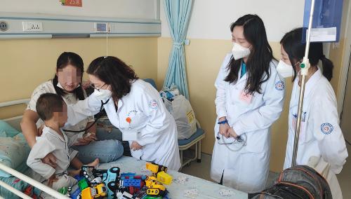 高质量发展 | 以初心护童心，以综合筑安康